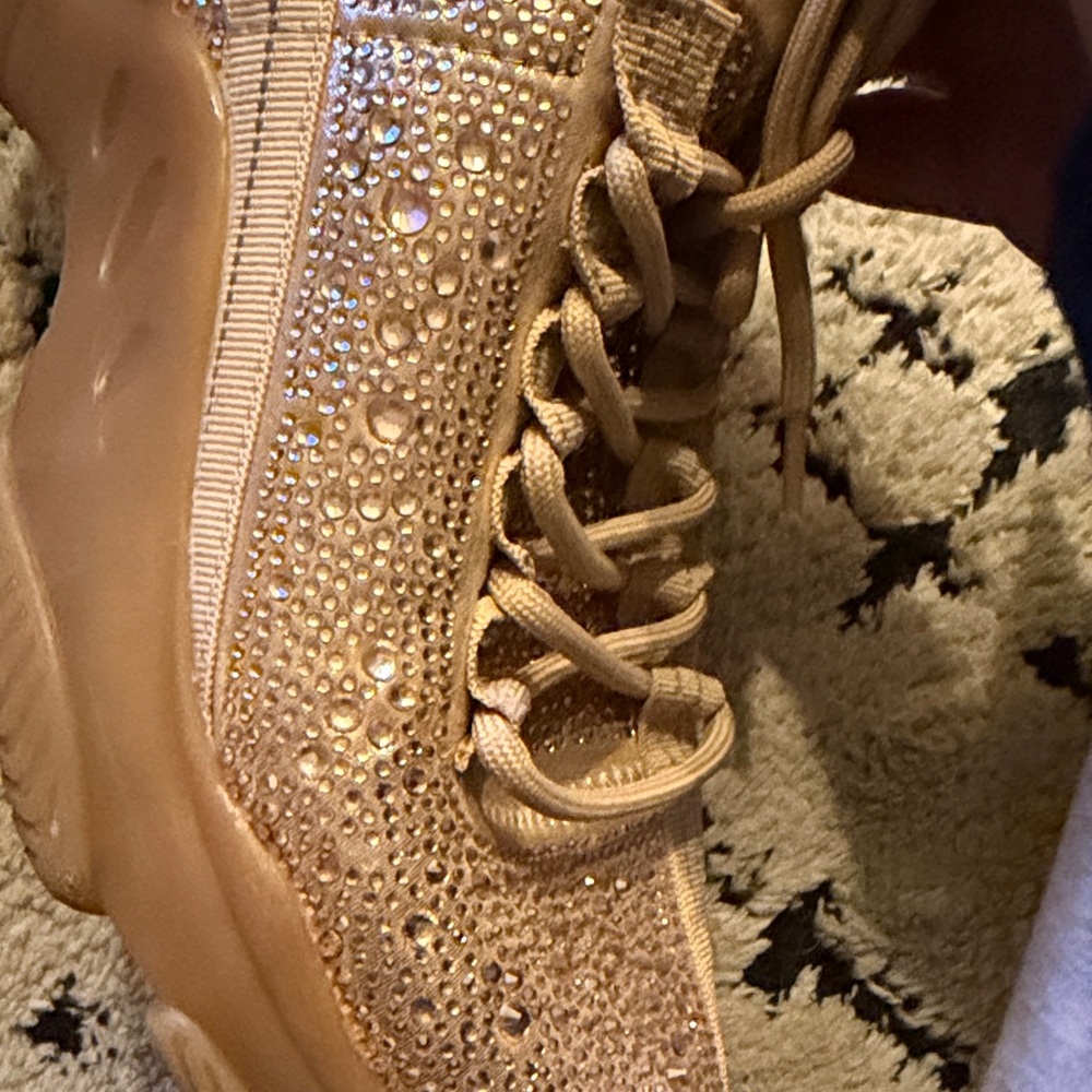 Steve Madden Maxima Glittering Gold Sneakers size 10 - Picture 8 of 9